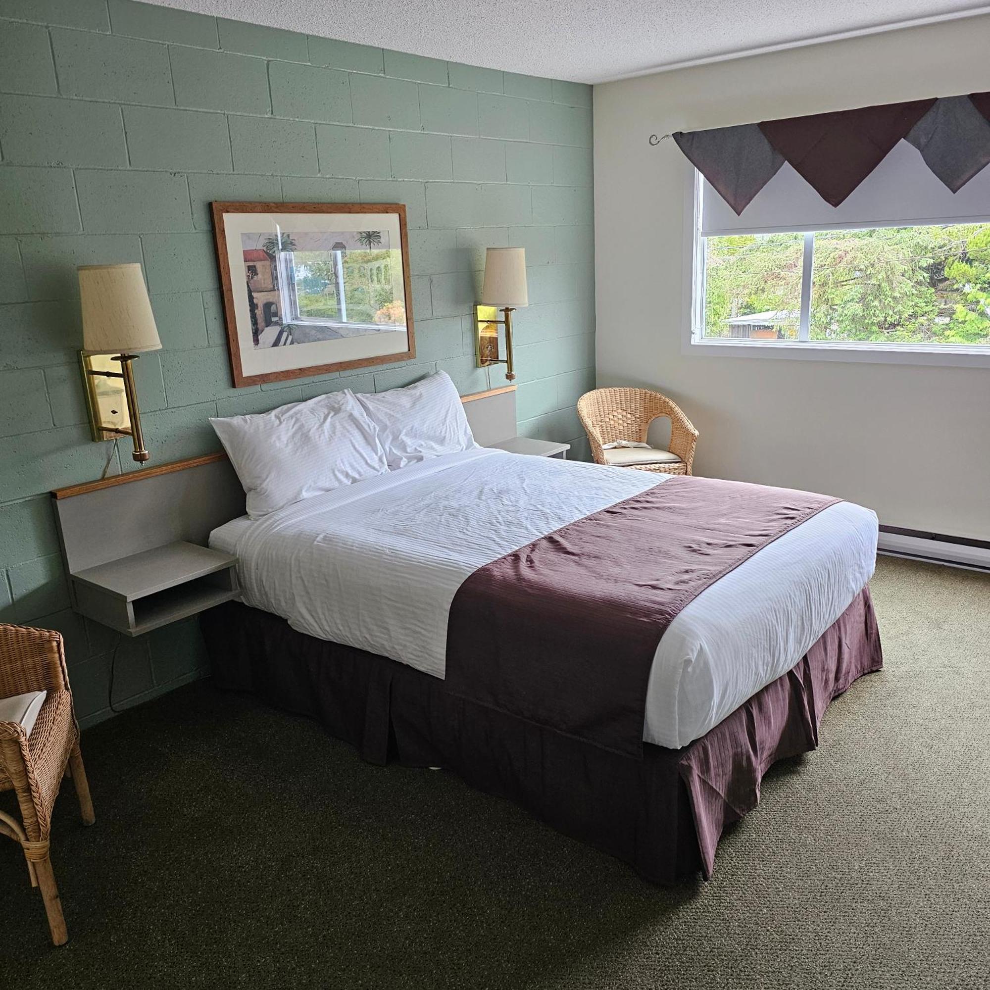 Pacific Rim Motel Ucluelet Ngoại thất bức ảnh